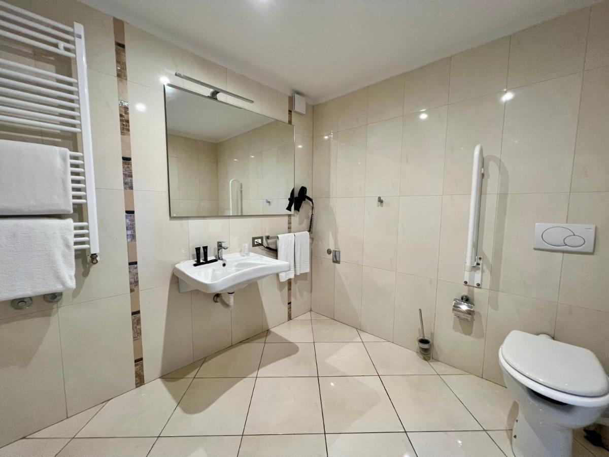 Toscana Sport Resort Calambrone Extérieur photo