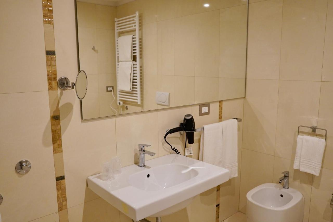 Toscana Sport Resort Calambrone Extérieur photo
