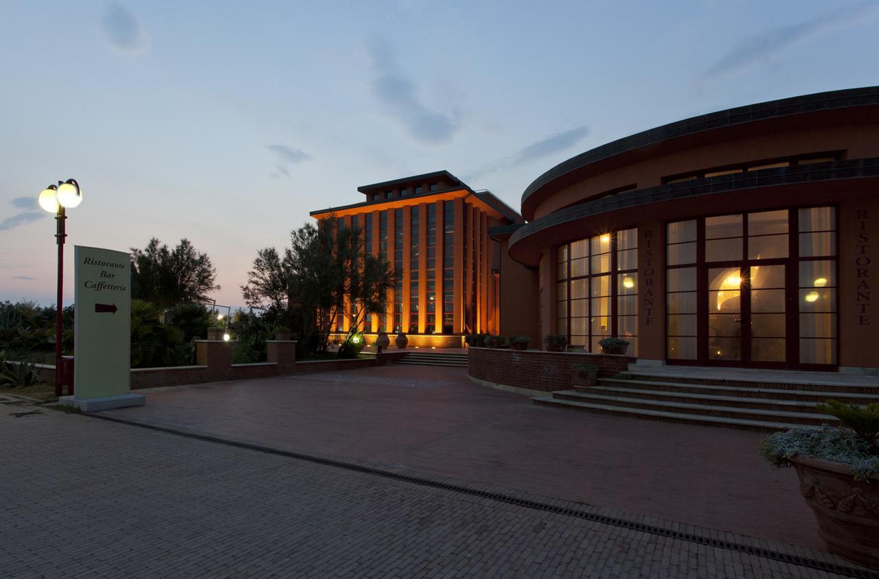 Toscana Sport Resort Calambrone Extérieur photo